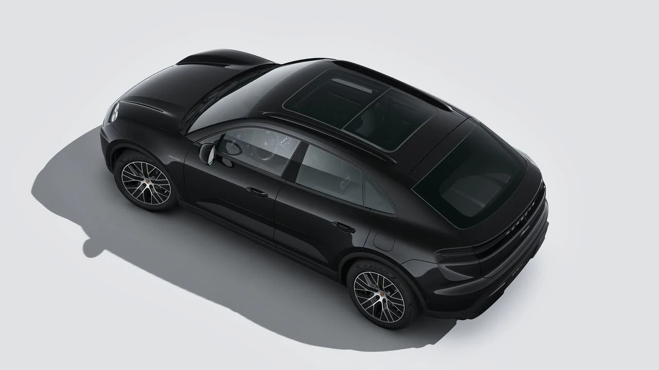 2026 Porsche Macan Electric - Image 4 of 14