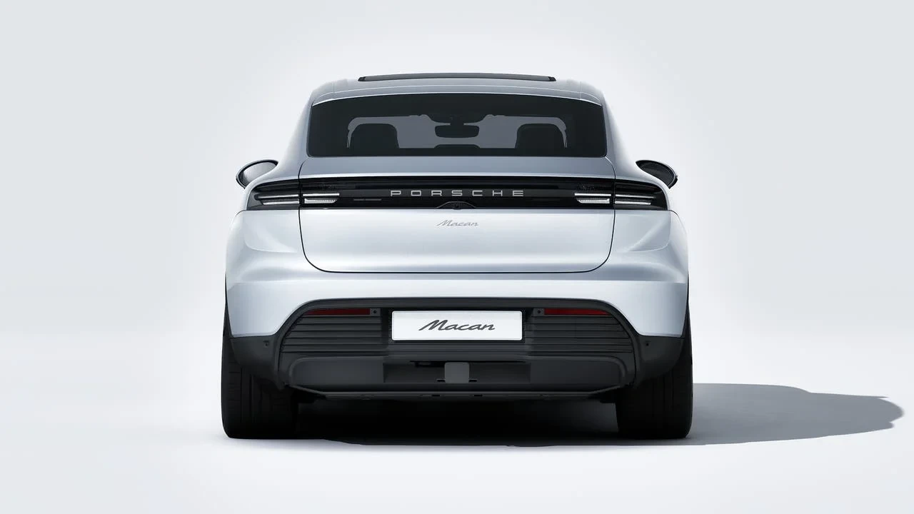 2026 Porsche Macan Electric - Image 7 of 14