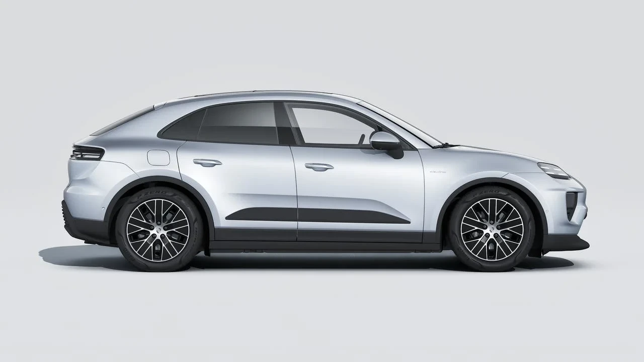 2026 Porsche Macan Electric - Image 6 of 14