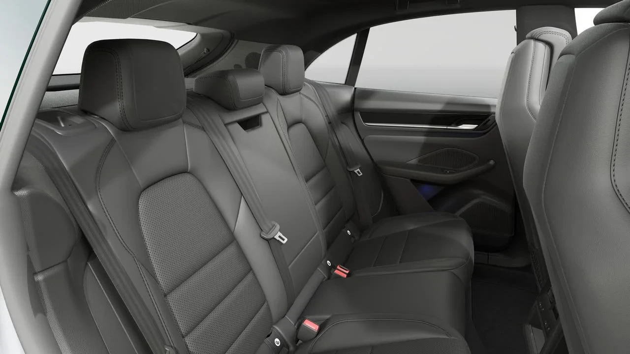 2026 Porsche Macan Electric - Image 13 of 14