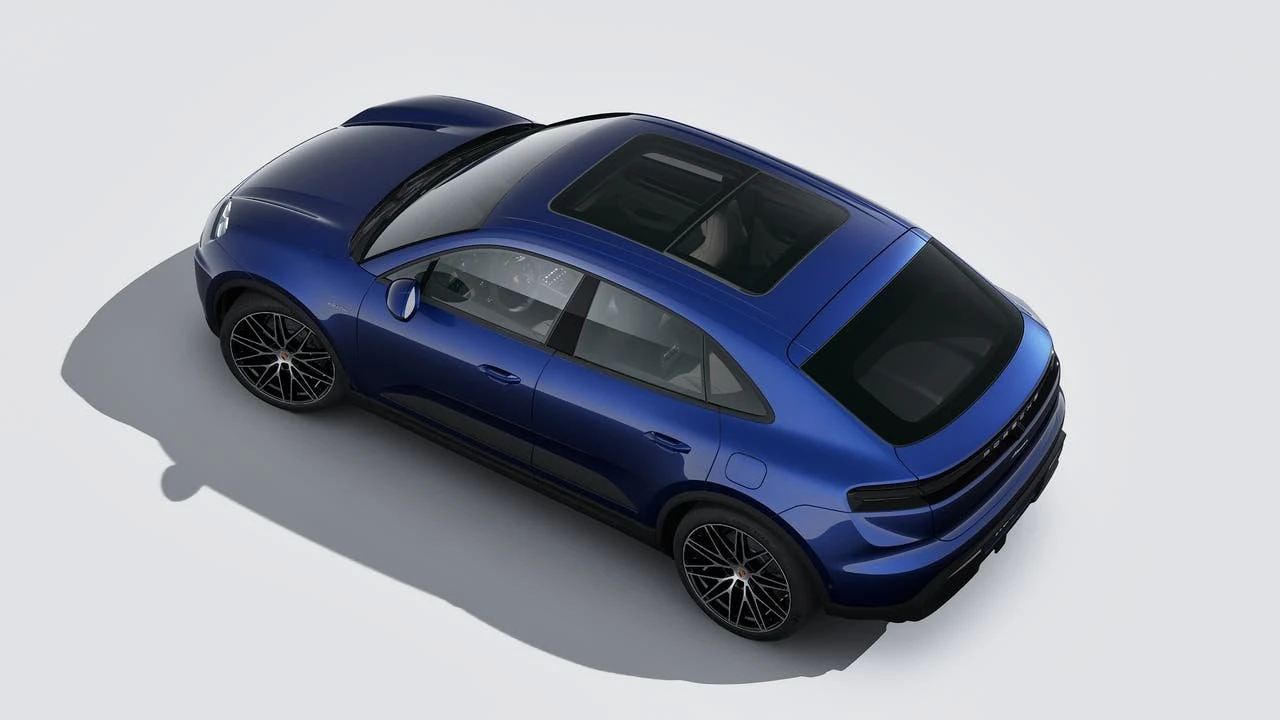 2026 Porsche Macan Electric - Image 4 of 14