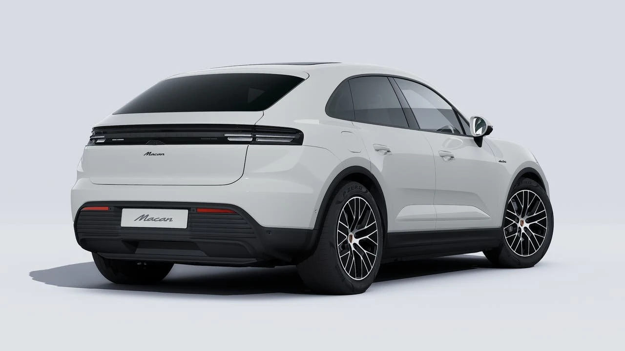 2026 Porsche Macan Electric - Image 9 of 14