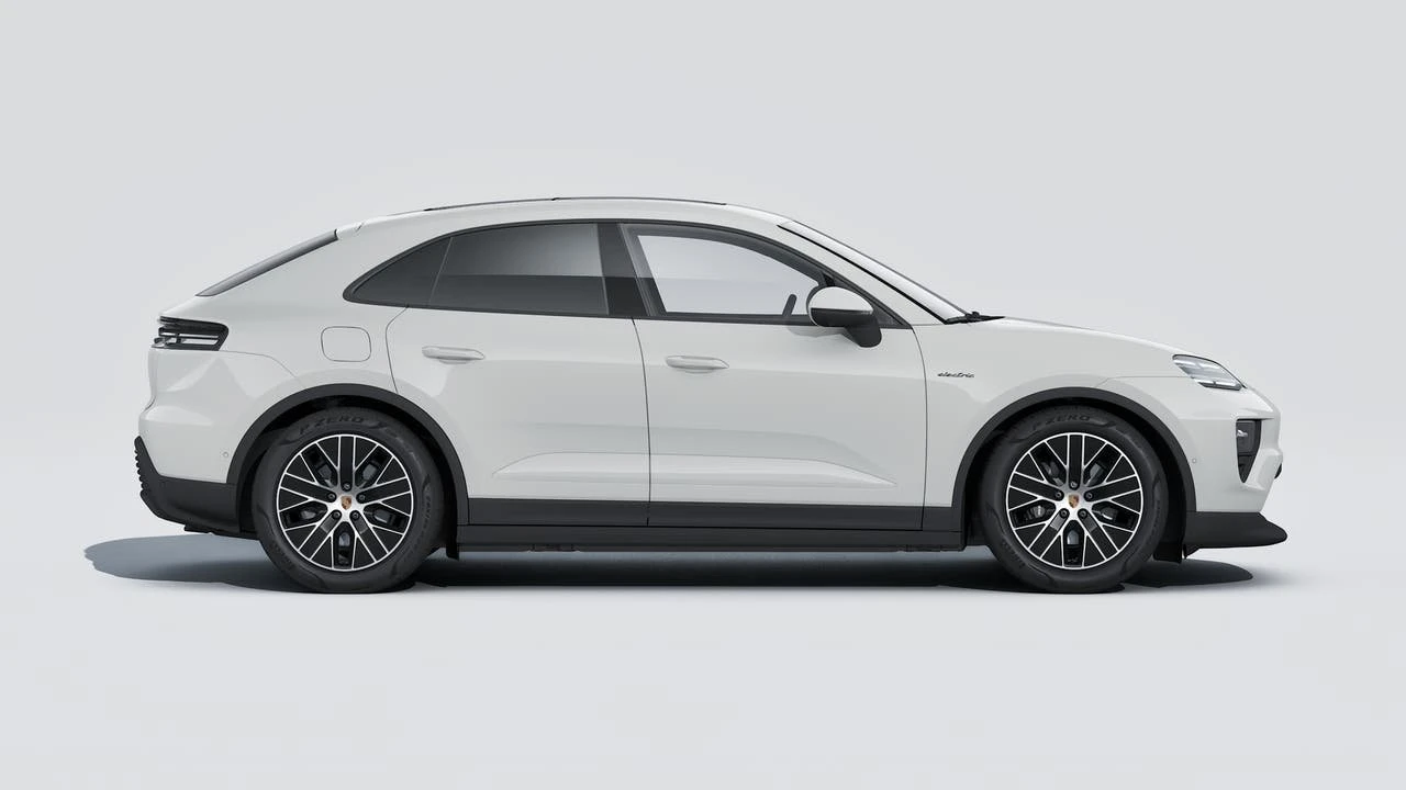 2026 Porsche Macan Electric - Image 6 of 14