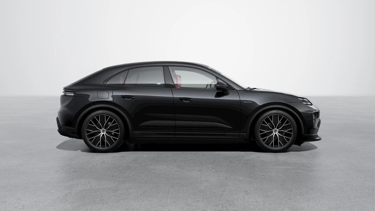 2026 Porsche Macan Electric - Image 6 of 10