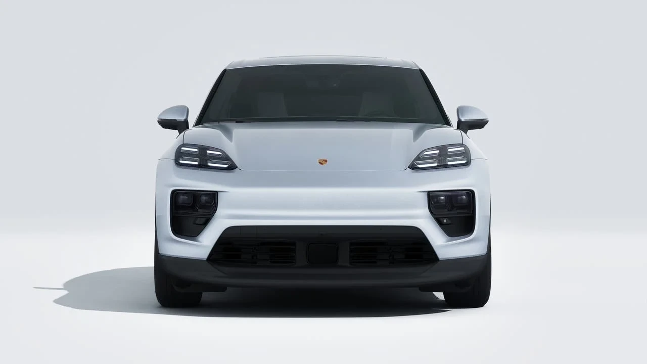 2026 Porsche Macan Electric - Image 8 of 14