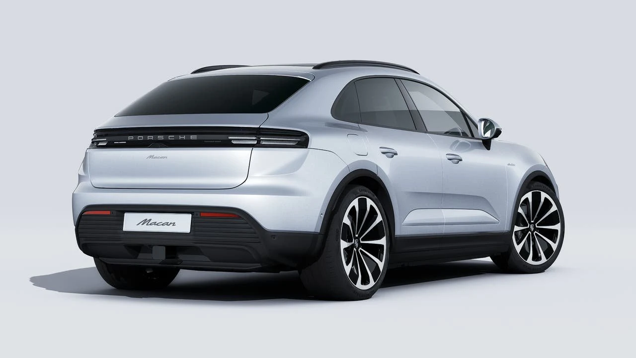 2026 Porsche Macan Electric - Image 9 of 14