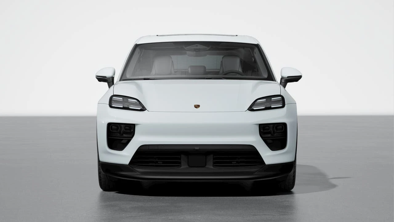 2026 Porsche Macan Electric - Image 8 of 10