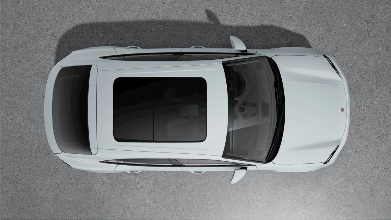 2026 Porsche Macan Electric - Image 5 of 10