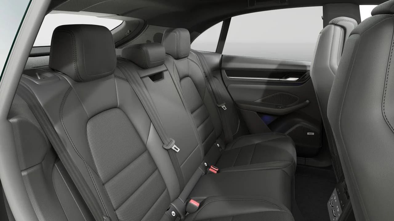 2026 Porsche Macan Electric - Image 13 of 14