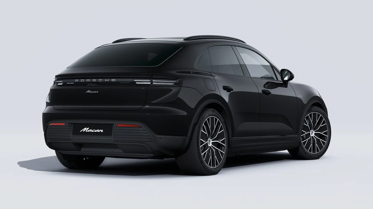 2026 Porsche Macan Electric - Image 9 of 14