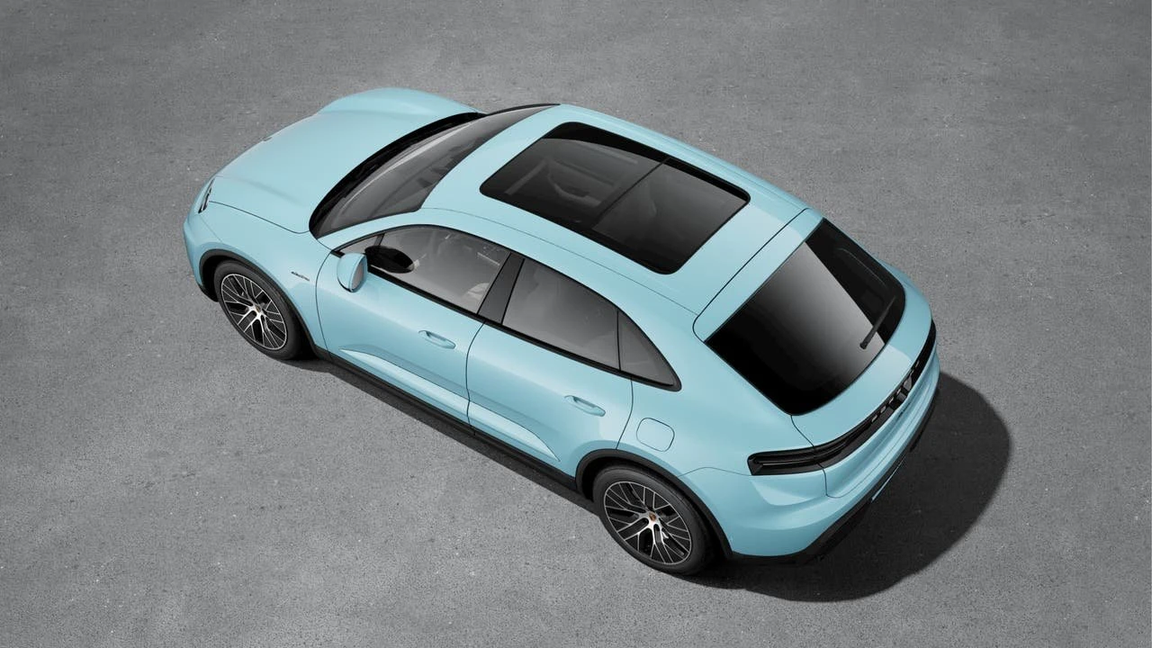 2026 Porsche Macan Electric - Image 4 of 10