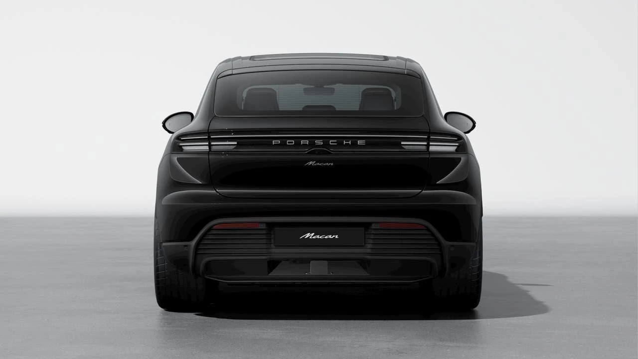 2026 Porsche Macan Electric - Image 7 of 10