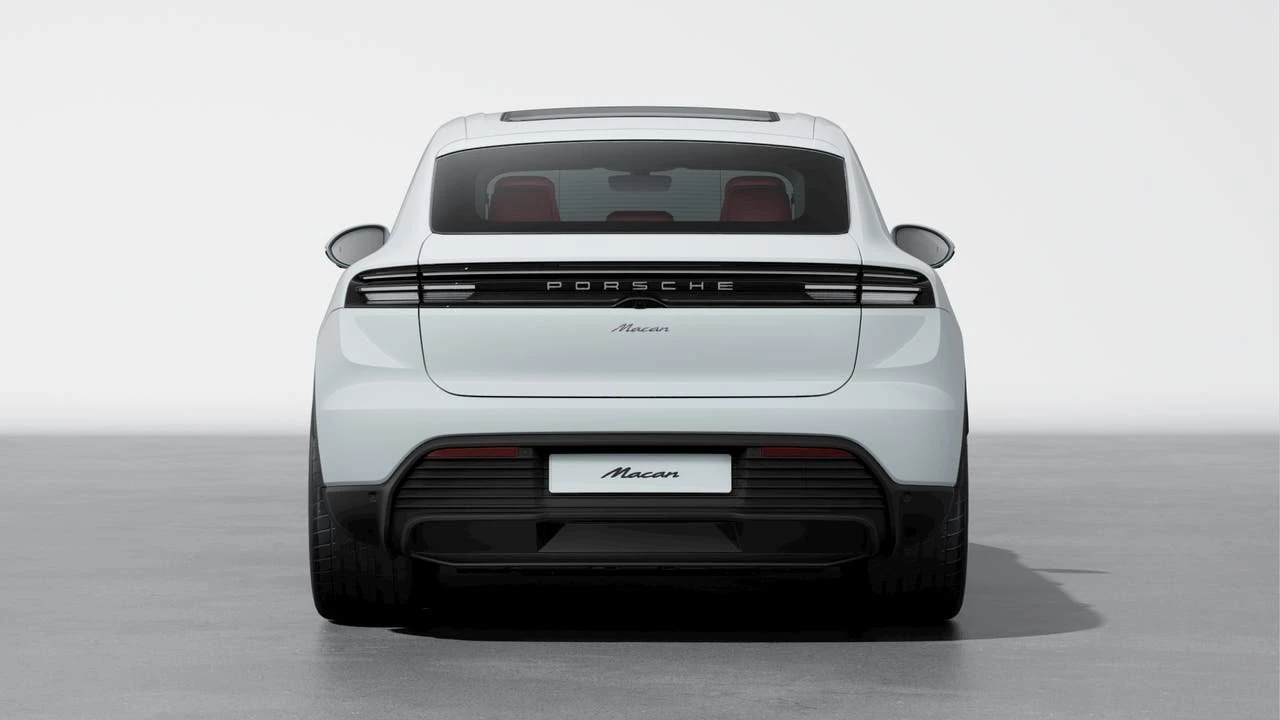 2026 Porsche Macan Electric - Image 7 of 10