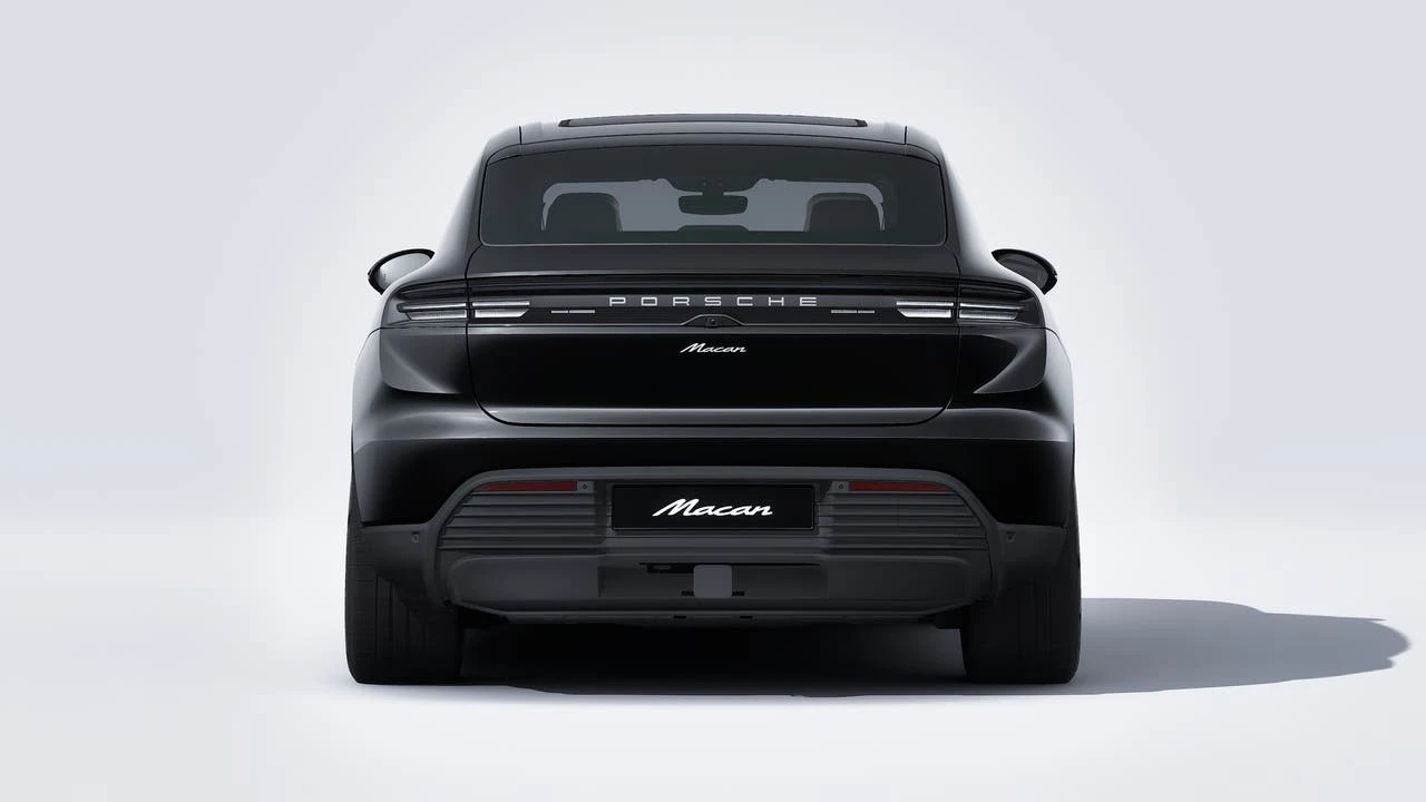 2026 Porsche Macan Electric - Image 7 of 14