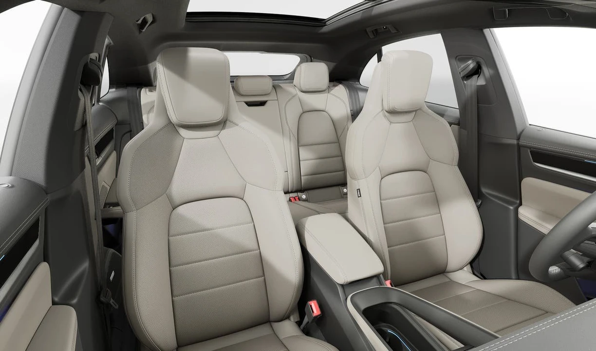 2026 Porsche Macan Electric - Image 12 of 14
