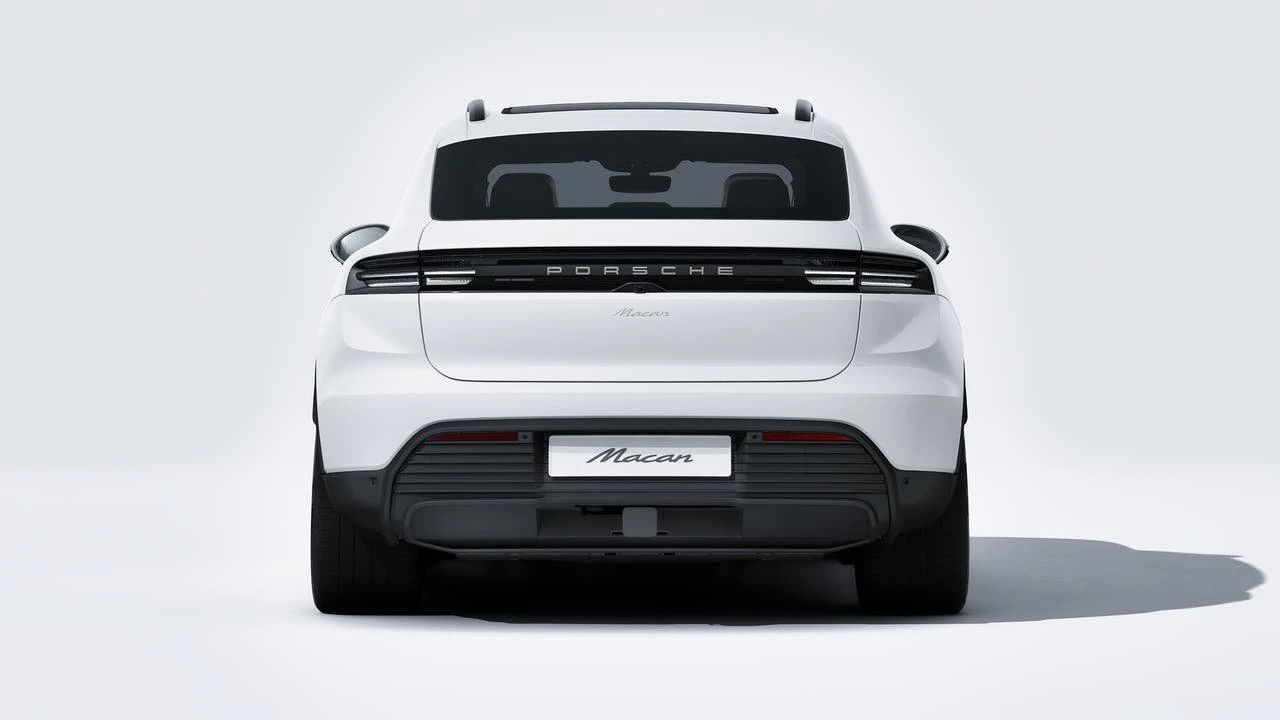 2026 Porsche Macan Electric - Image 7 of 14
