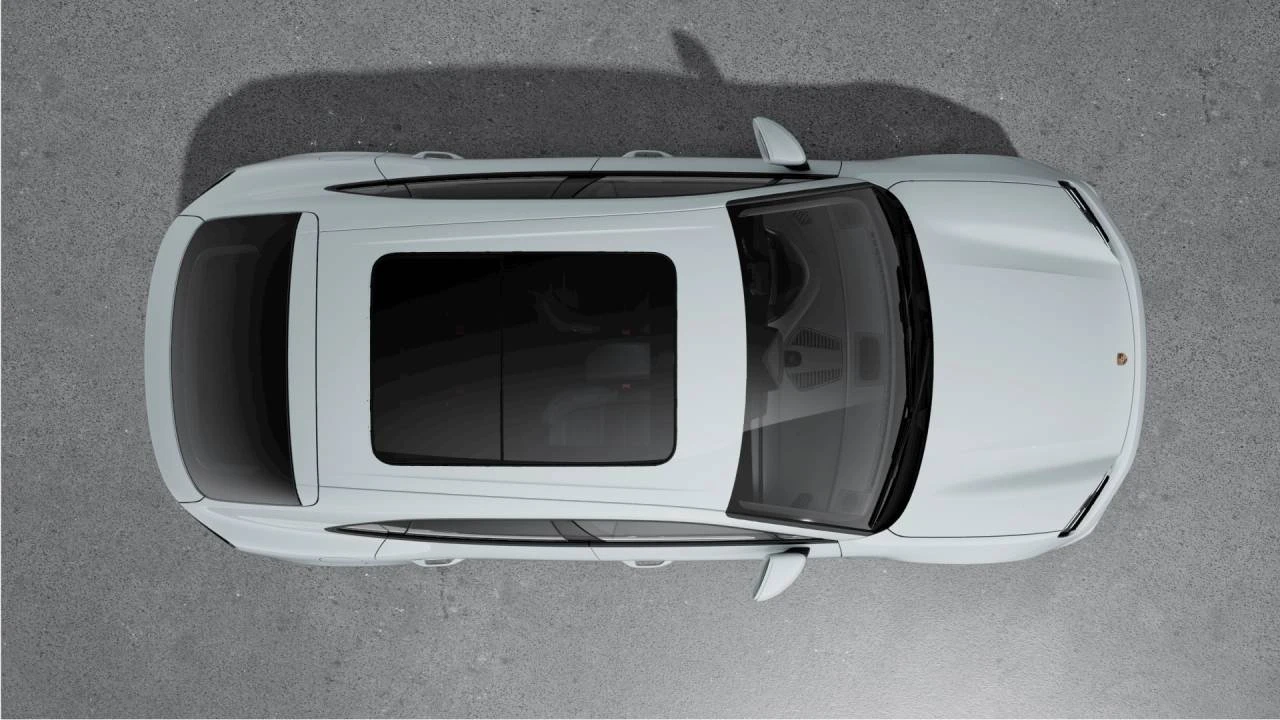2026 Porsche Macan Electric - Image 5 of 10