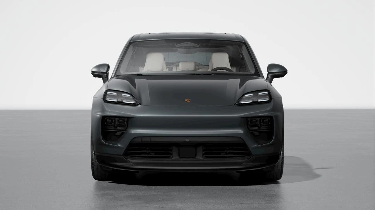 2026 Porsche Macan Electric - Image 8 of 10