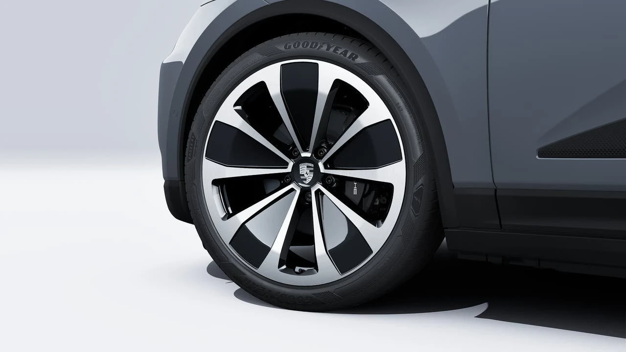2026 Porsche Macan Electric - Image 10 of 14