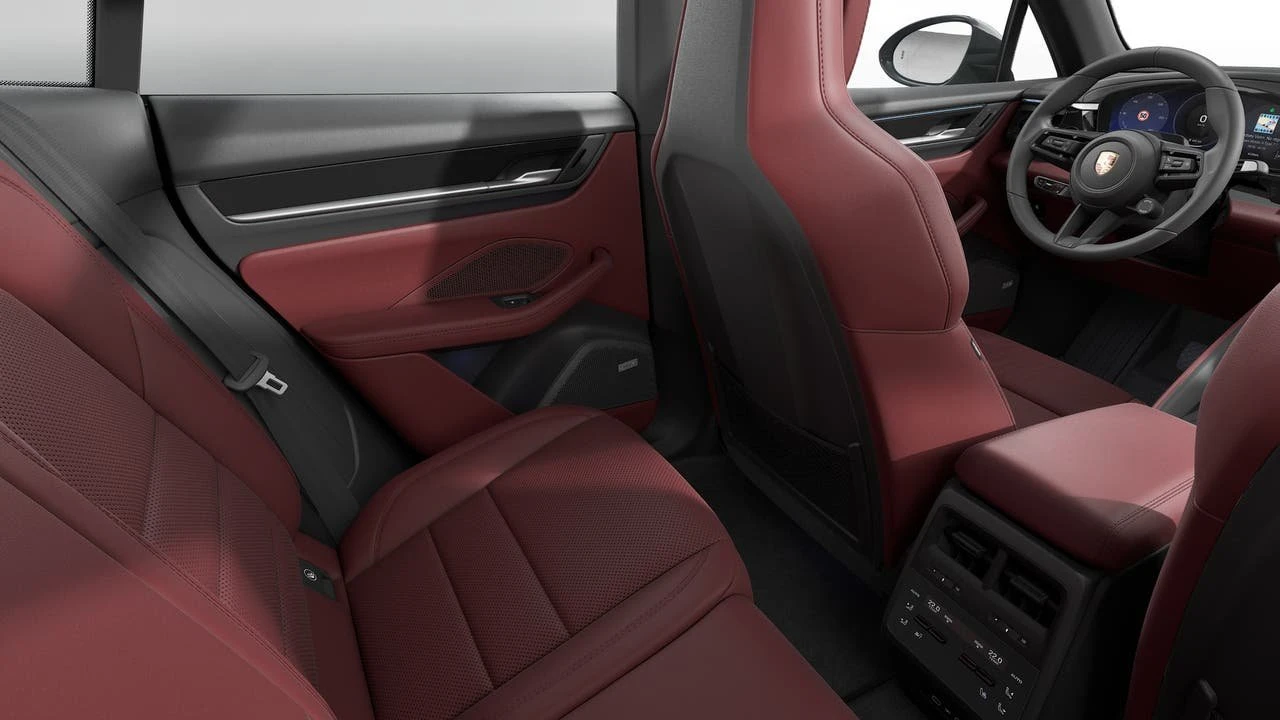 2026 Porsche Macan Electric - Image 14 of 14