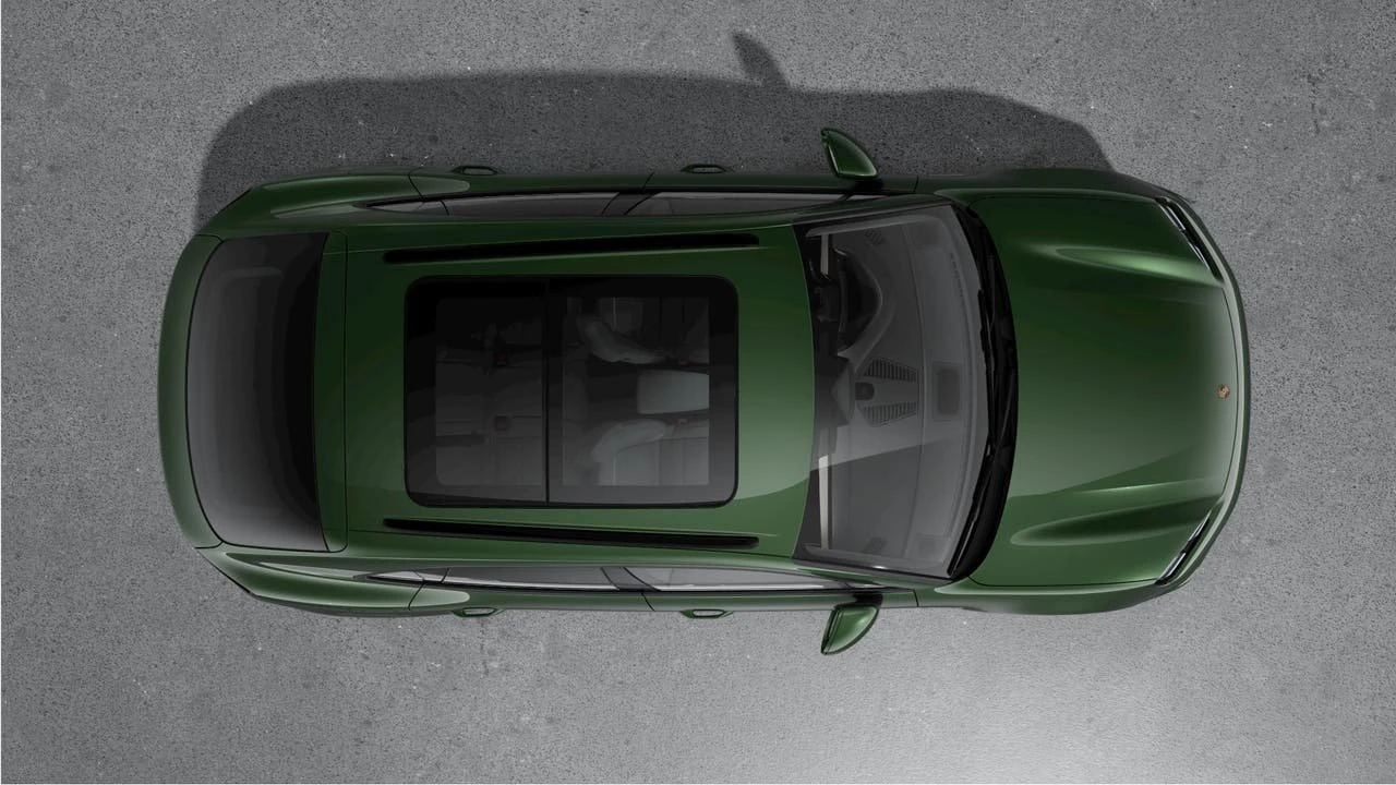 2026 Porsche Macan Electric - Image 5 of 10