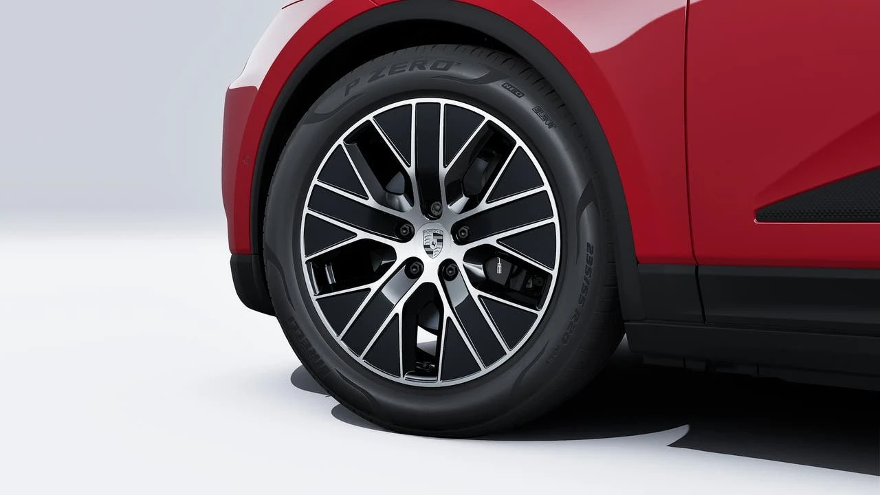2026 Porsche Macan Electric - Image 10 of 14