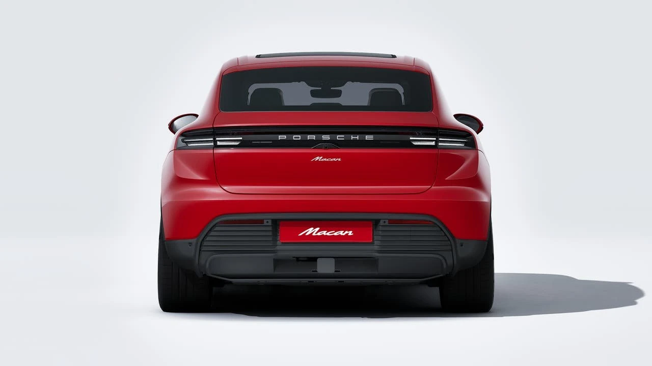 2026 Porsche Macan Electric - Image 7 of 14