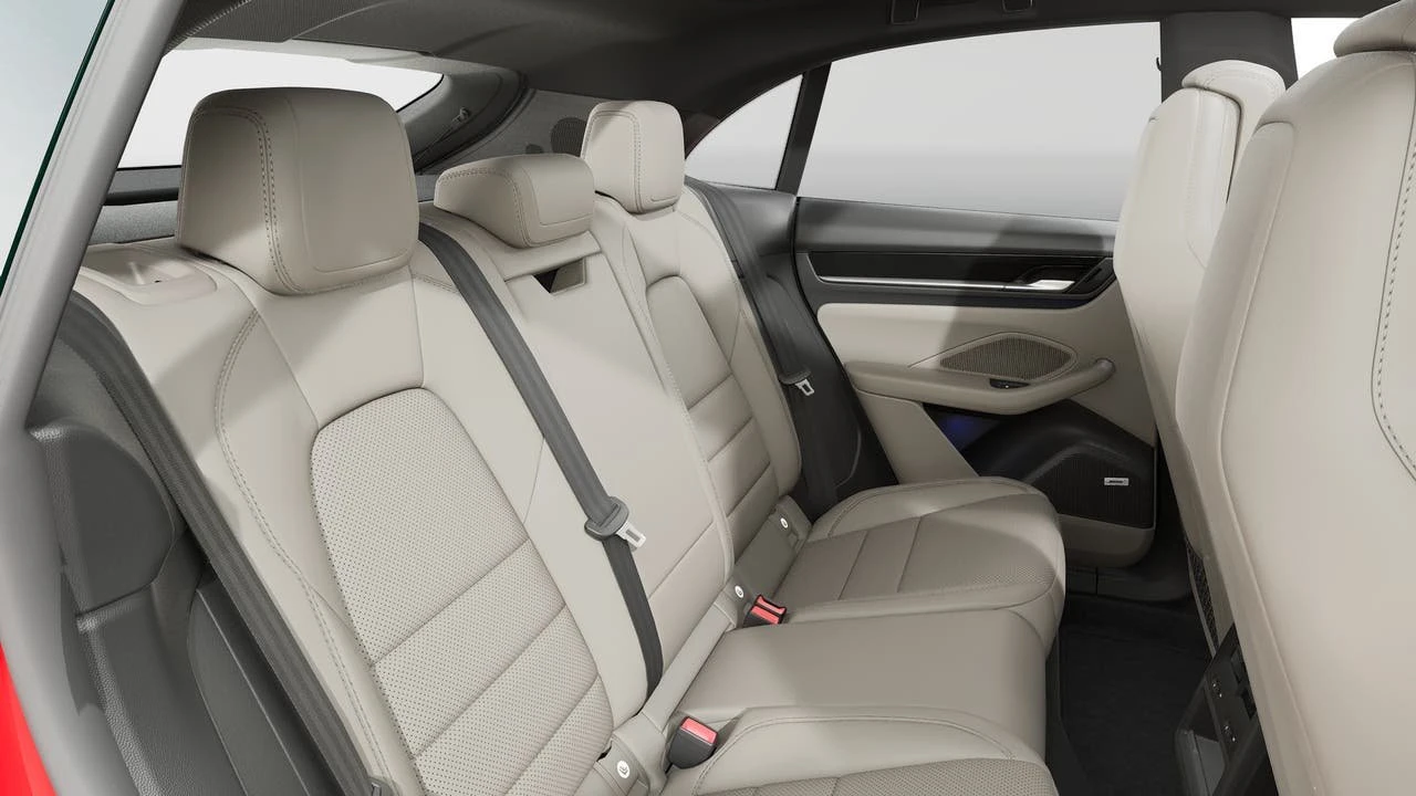 2026 Porsche Macan Electric - Image 13 of 14
