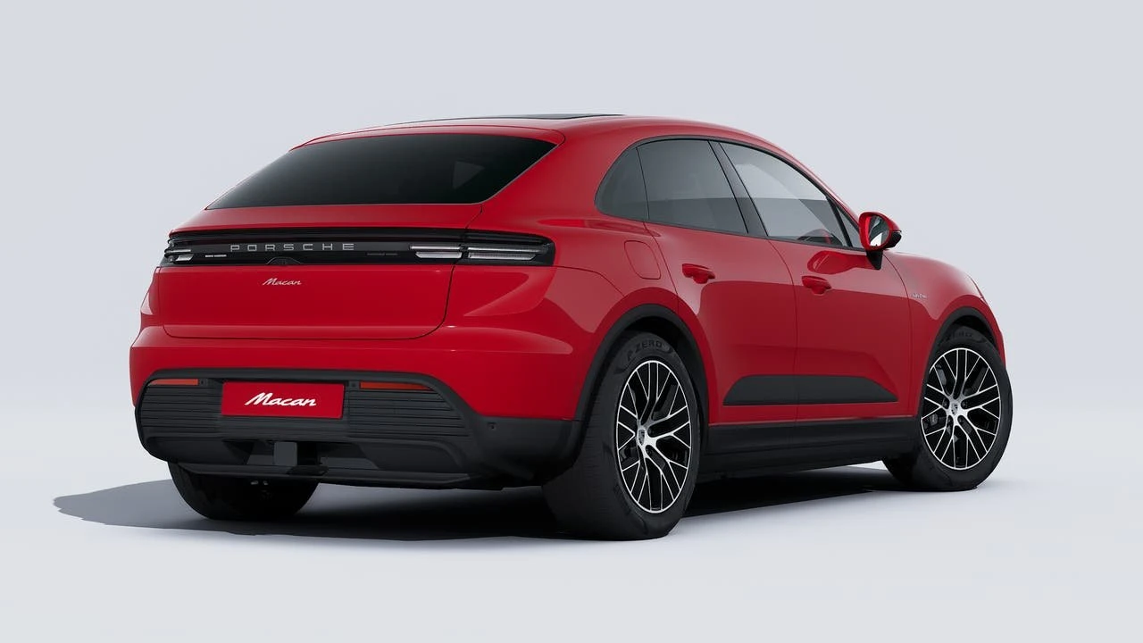 2026 Porsche Macan Electric - Image 9 of 14