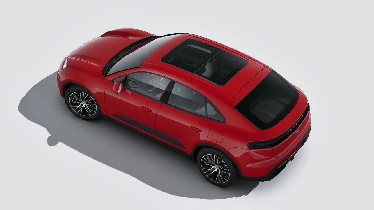 2026 Porsche Macan Electric - Image 4 of 14