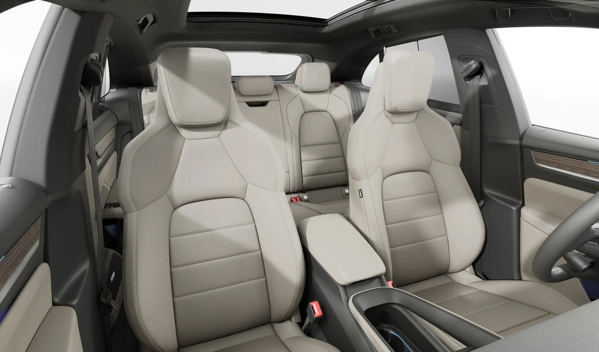 2026 Porsche Macan Electric - Image 12 of 14