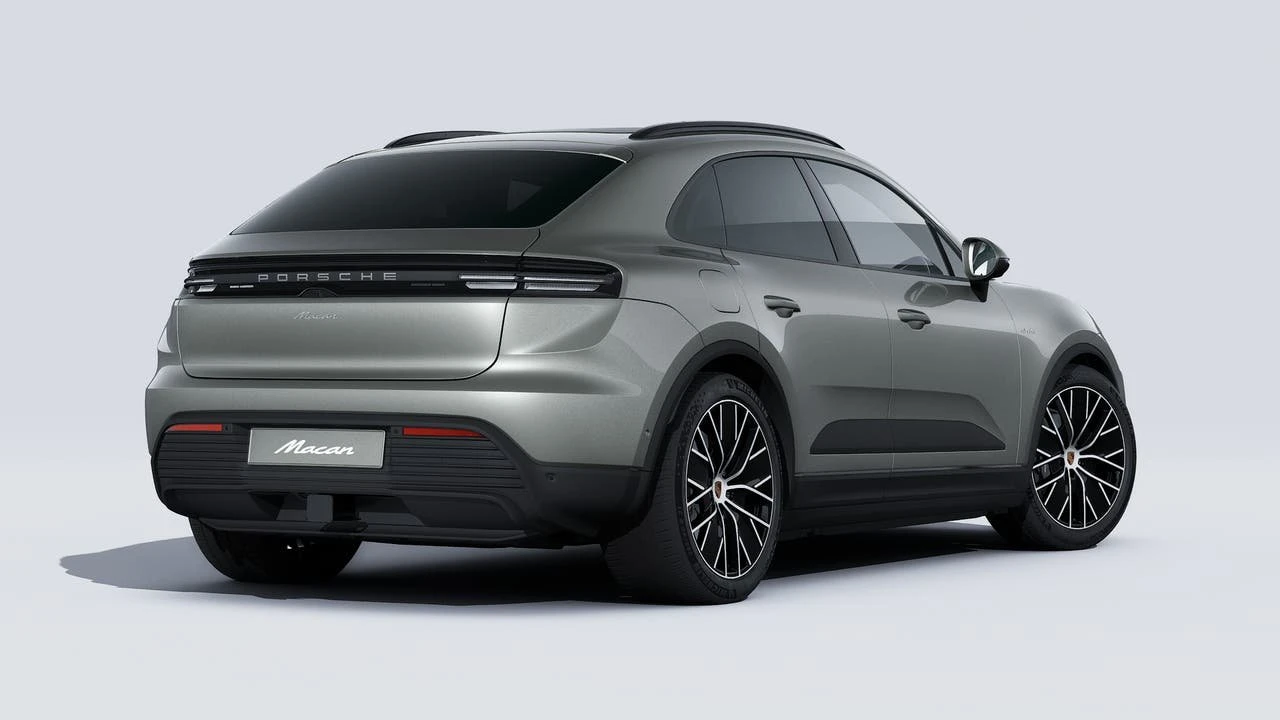 2026 Porsche Macan Electric - Image 9 of 14