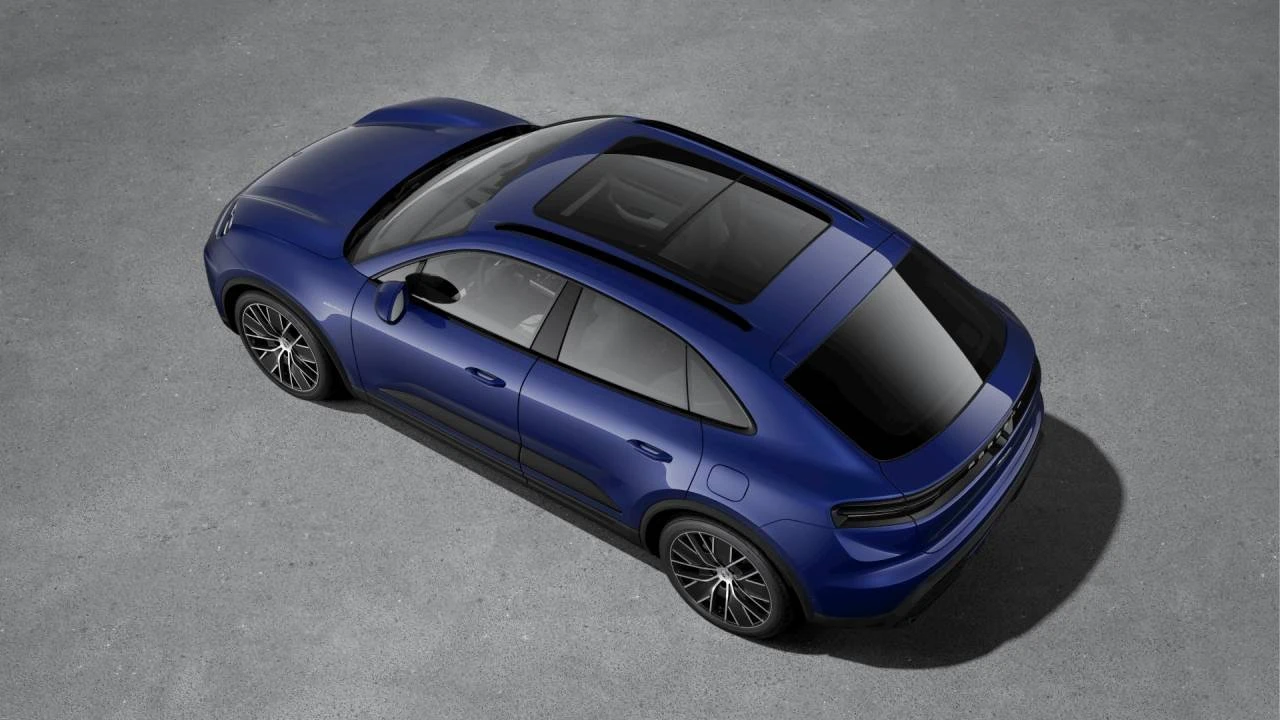 2026 Porsche Macan Electric - Image 4 of 10