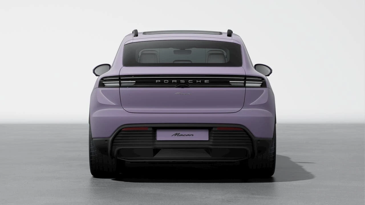 2026 Porsche Macan Electric - Image 7 of 10
