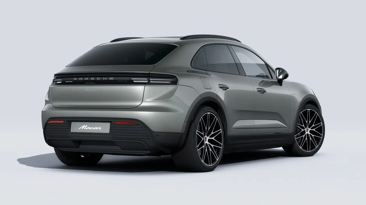 2026 Porsche Macan Electric - Image 9 of 14