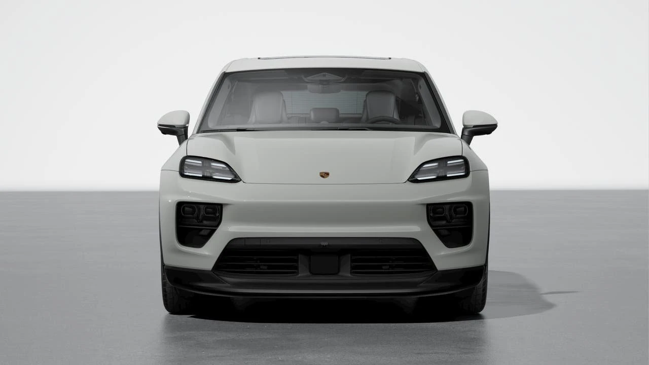 2026 Porsche Macan Electric - Image 8 of 10