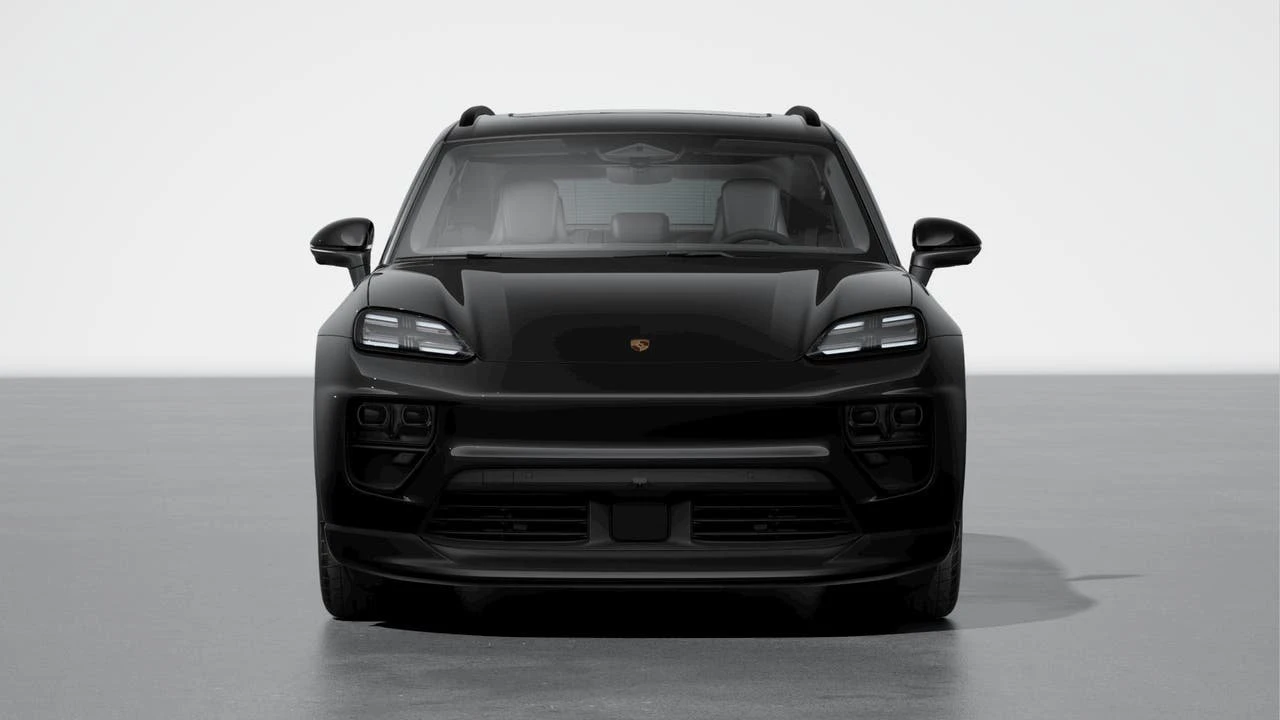 2026 Porsche Macan Electric - Image 8 of 10