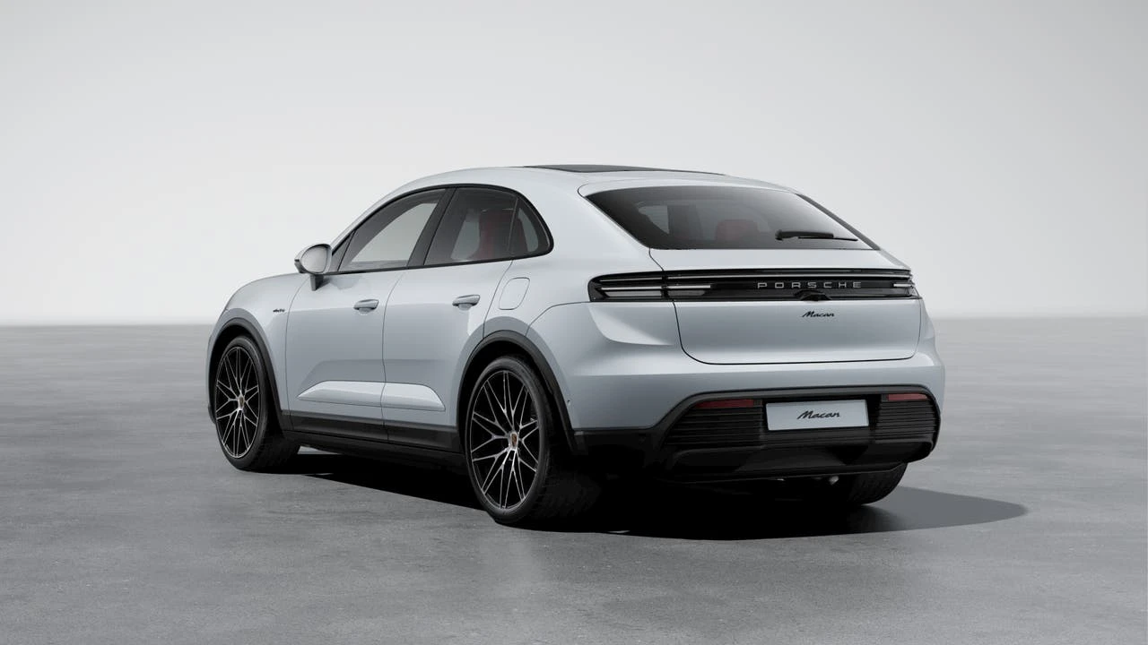 2026 Porsche Macan Electric - Image 3 of 10