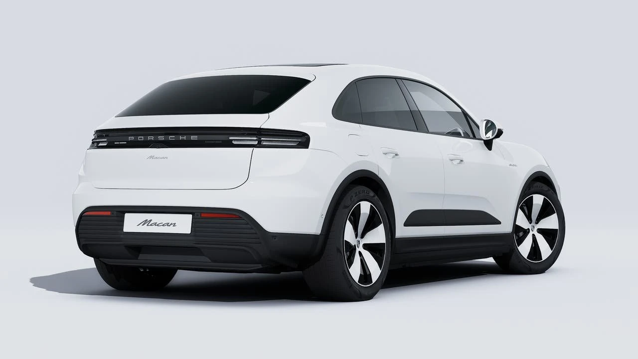 2026 Porsche Macan Electric - Image 9 of 14