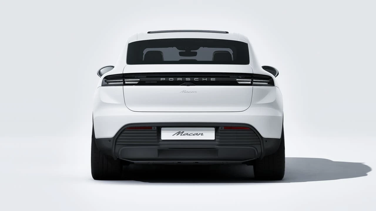 2026 Porsche Macan Electric - Image 7 of 14