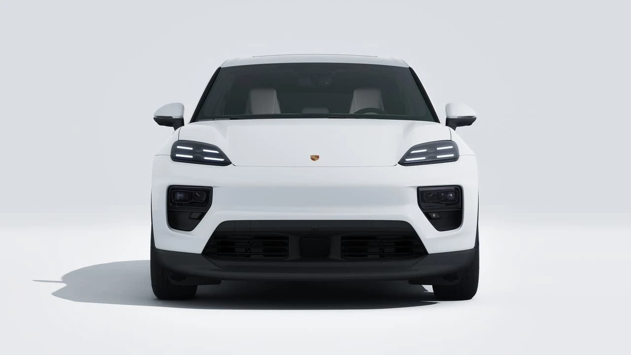 2026 Porsche Macan Electric - Image 8 of 14