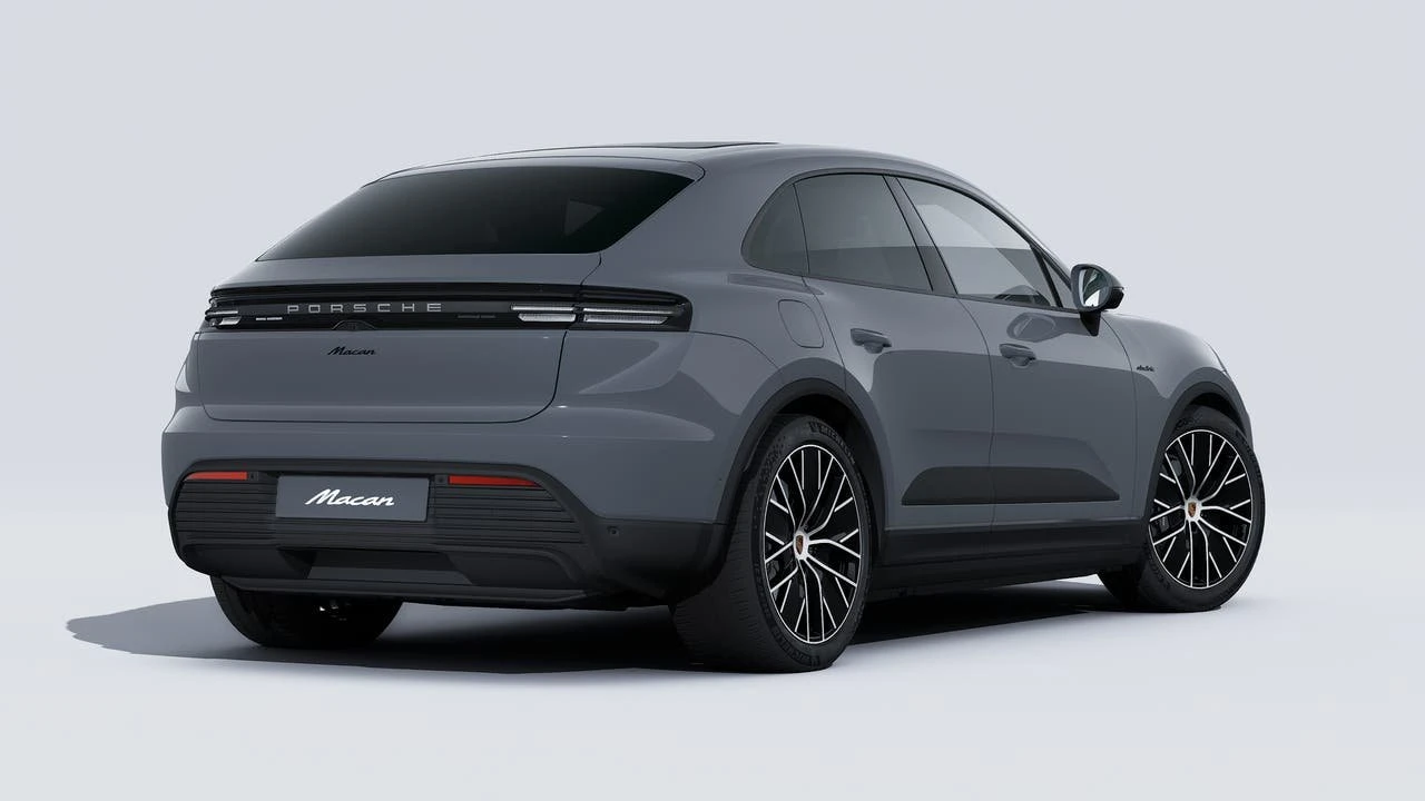 2026 Porsche Macan Electric - Image 9 of 14