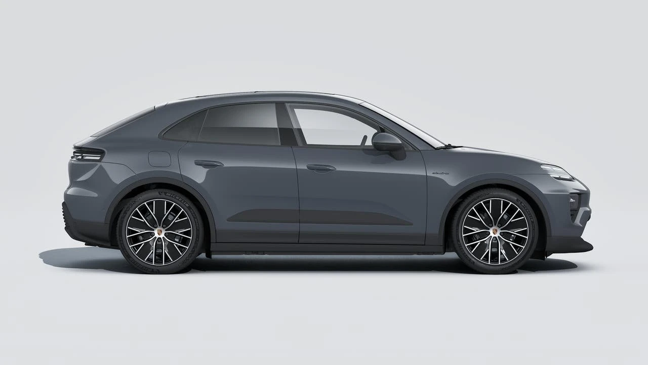 2026 Porsche Macan Electric - Image 6 of 14
