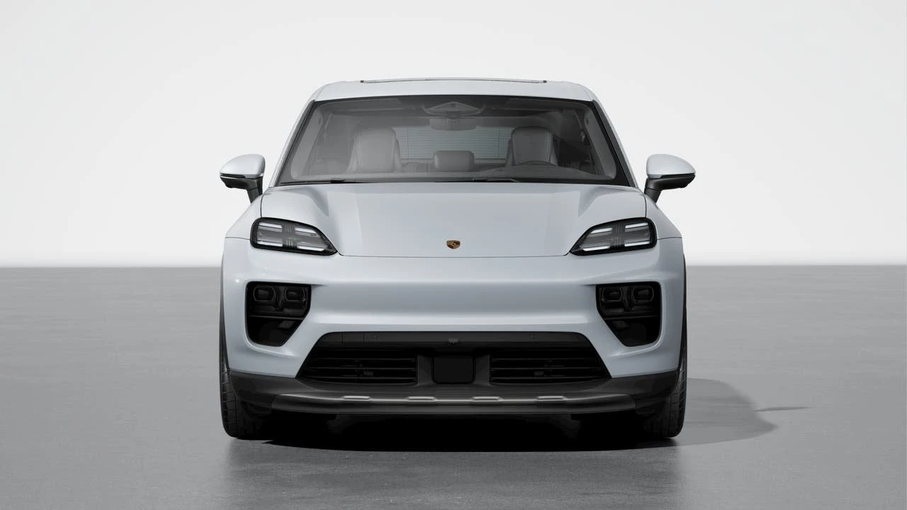 2026 Porsche Macan Electric - Image 8 of 10