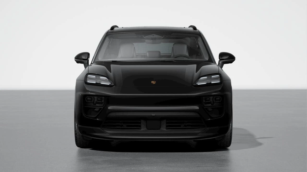 2026 Porsche Macan Electric - Image 8 of 10