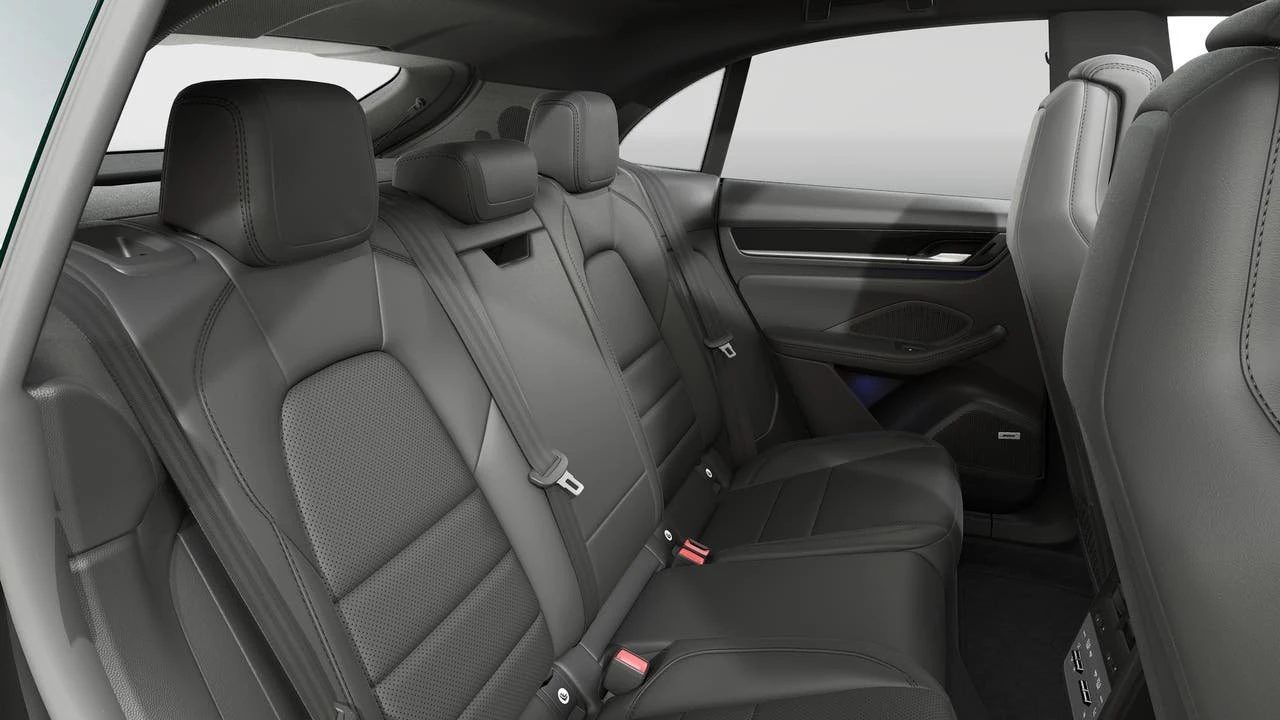 2026 Porsche Macan Electric - Image 13 of 14