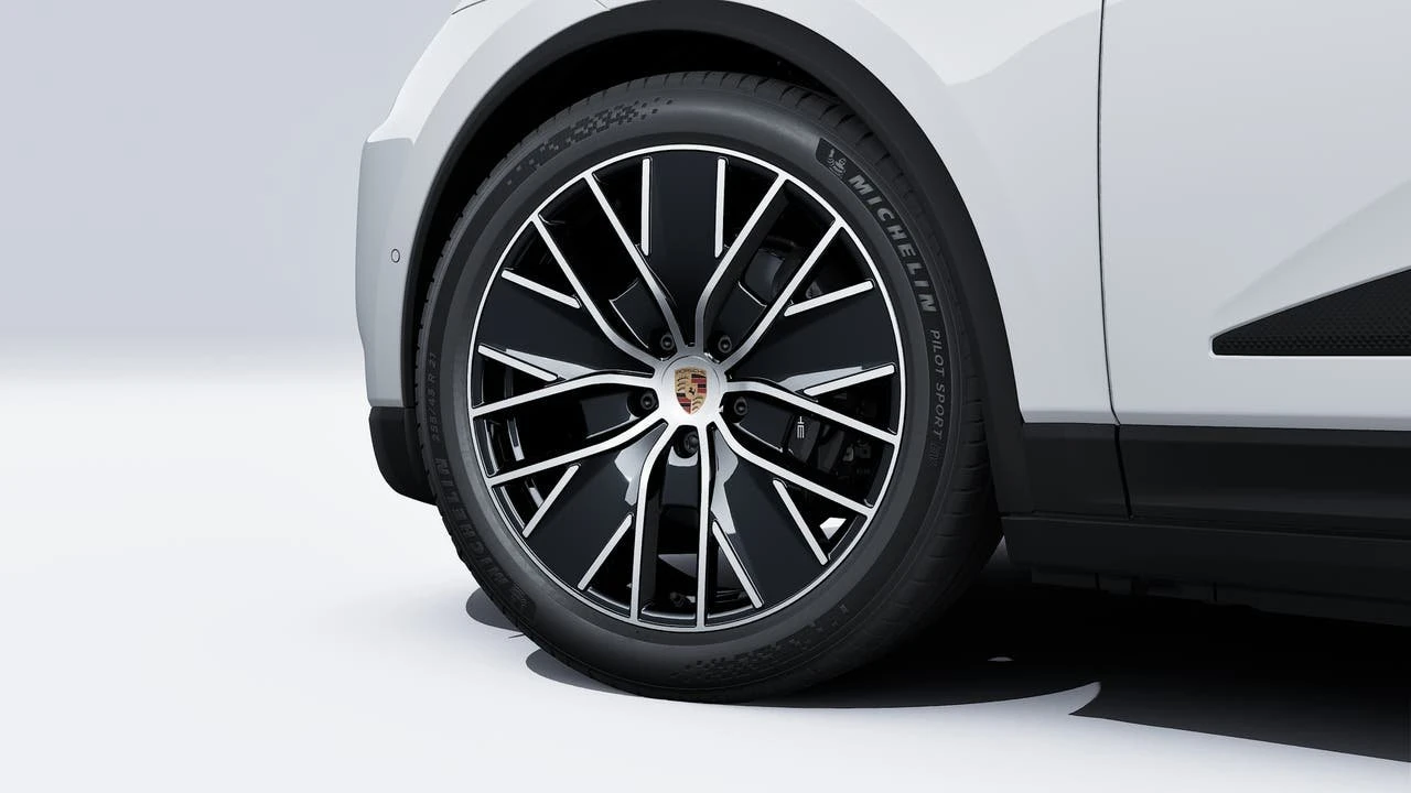 2026 Porsche Macan Electric - Image 10 of 14