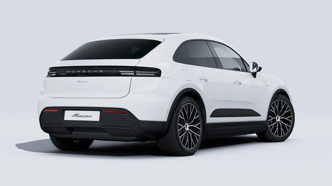 2026 Porsche Macan Electric - Image 9 of 14