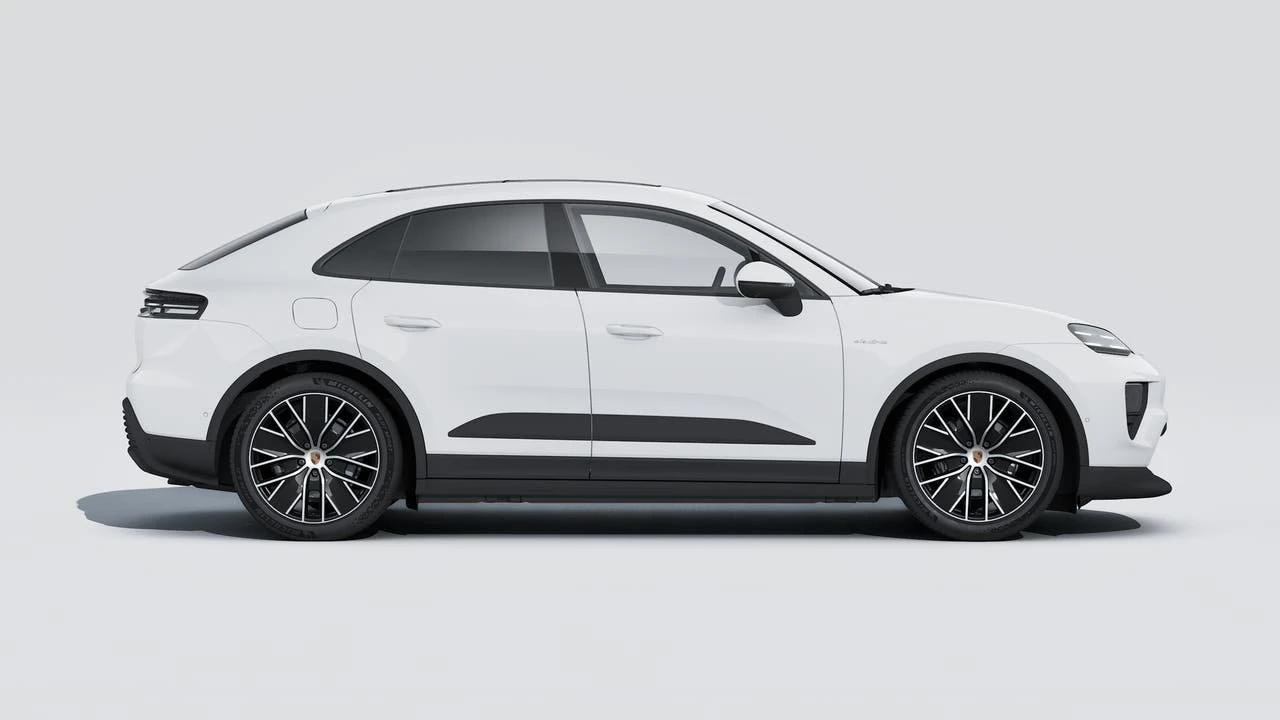 2026 Porsche Macan Electric - Image 6 of 14