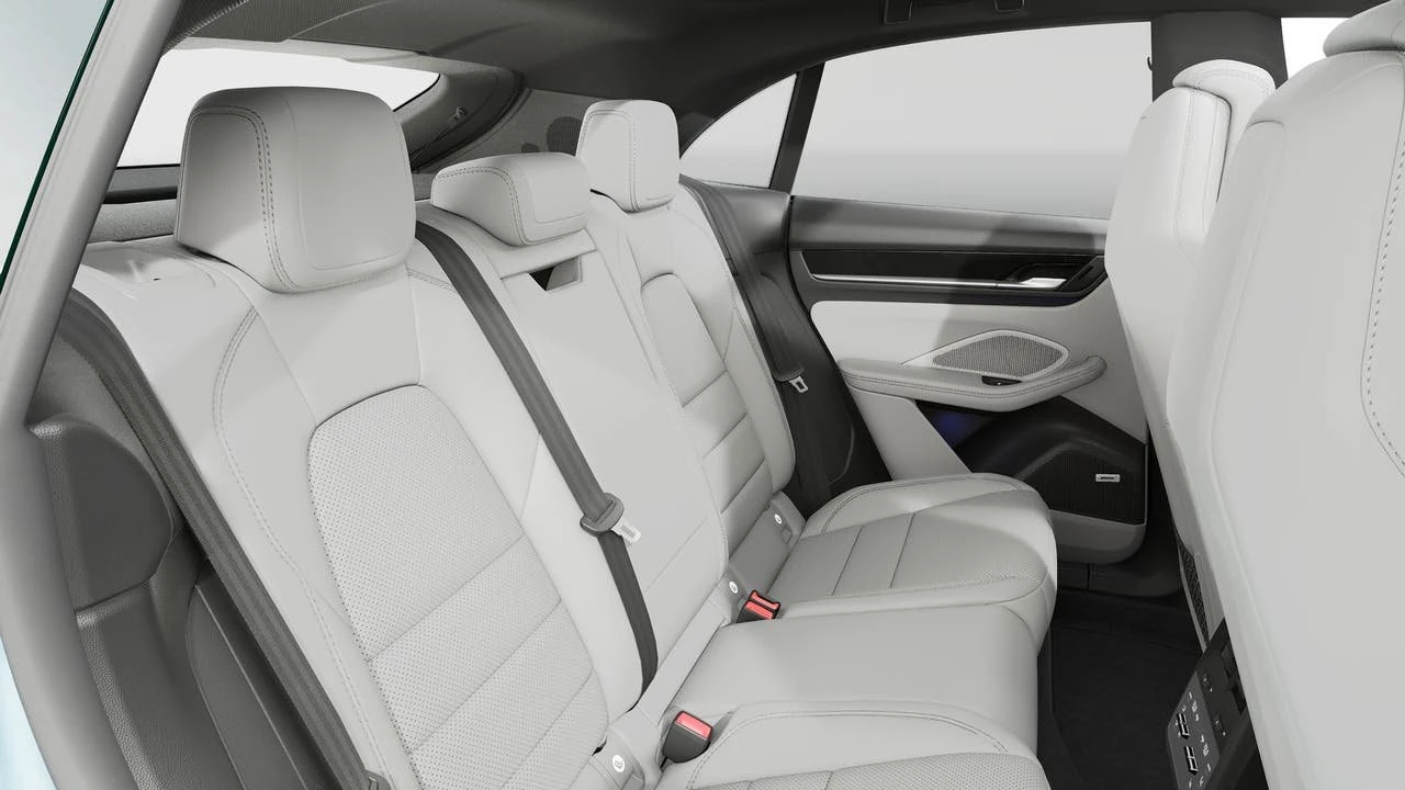 2026 Porsche Macan Electric - Image 13 of 14